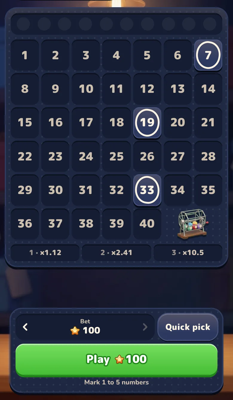 Gift Club keno screen: a 40-tile board with three tiles marked, the paytable for three spots, the Stars bet selector, Quick Pick and the Play button
